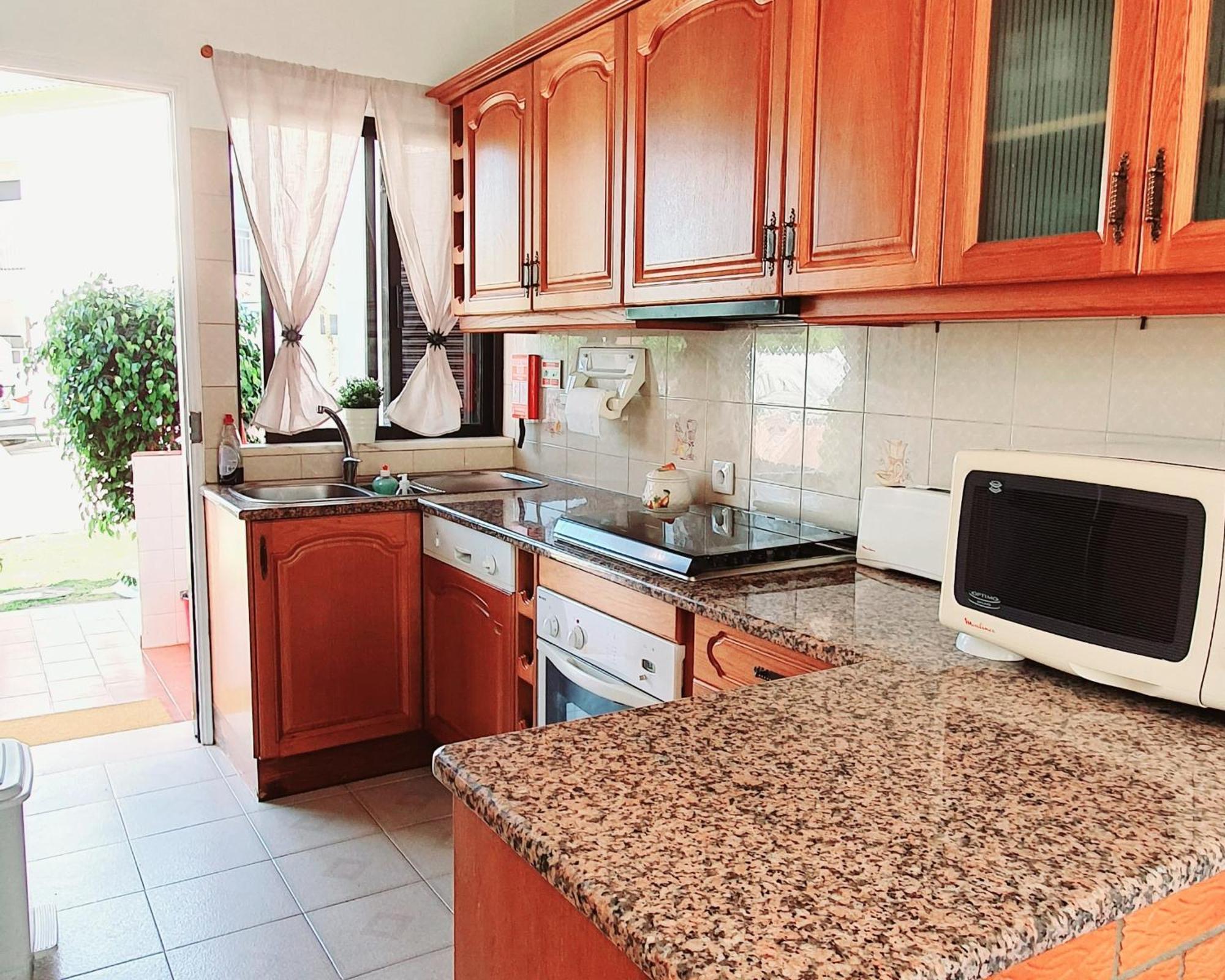 Villa charmosa junto à praia e à Marina de Vilamoura. Piscina. Wi-fi. Quarteira Extérieur photo
