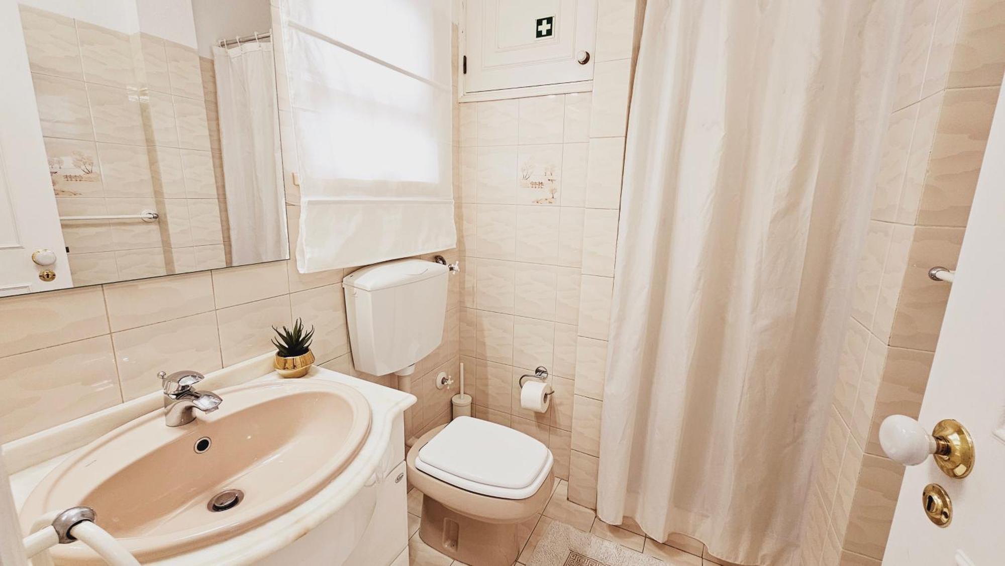 Villa charmosa junto à praia e à Marina de Vilamoura. Piscina. Wi-fi. Quarteira Extérieur photo