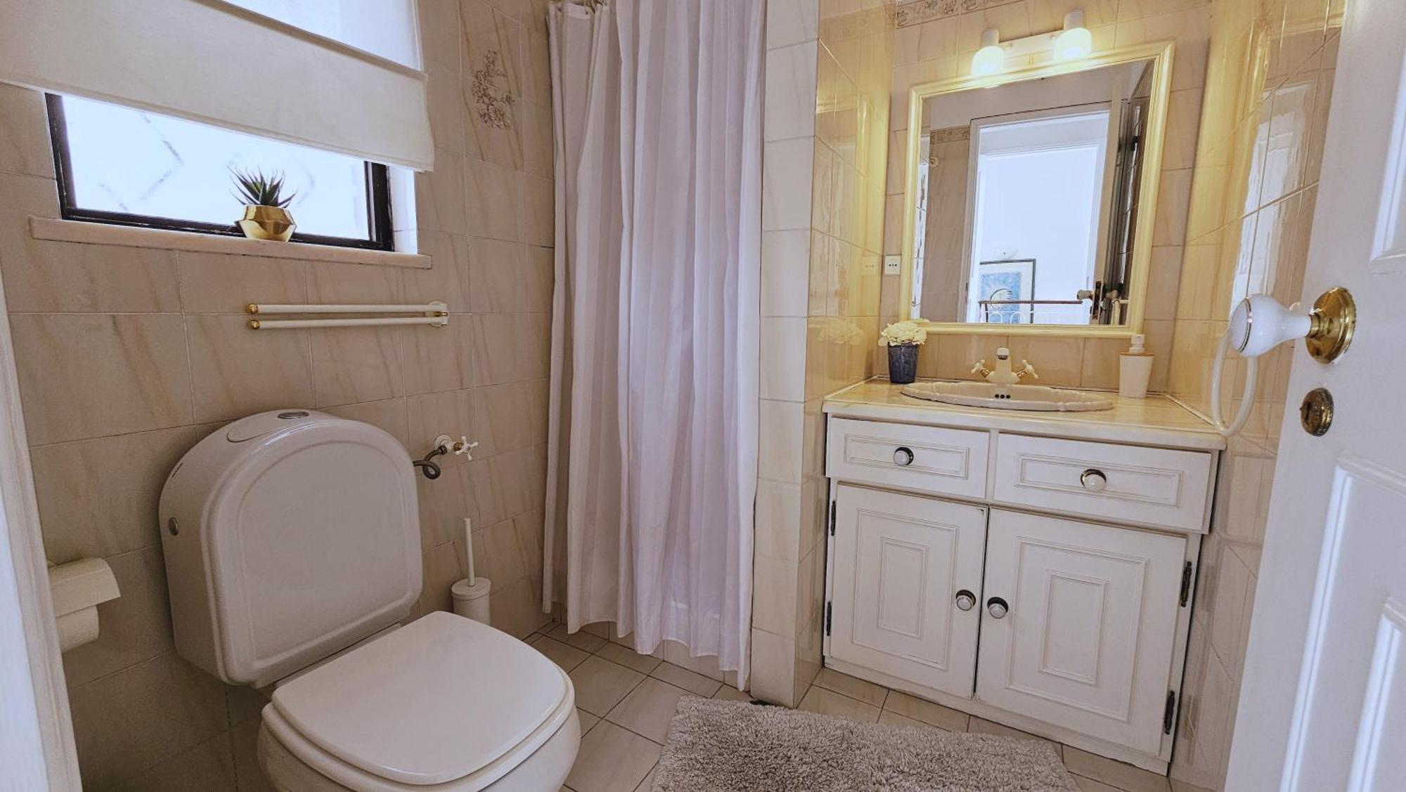 Villa charmosa junto à praia e à Marina de Vilamoura. Piscina. Wi-fi. Quarteira Extérieur photo